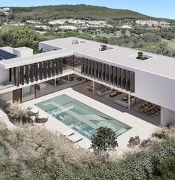 villa lago - the collection